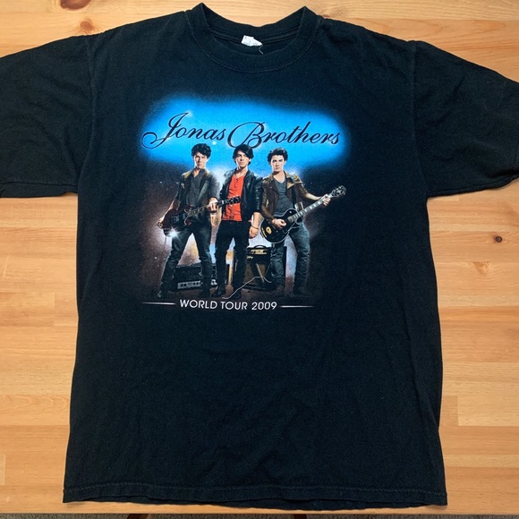 jonas brothers 2009 tour shirt